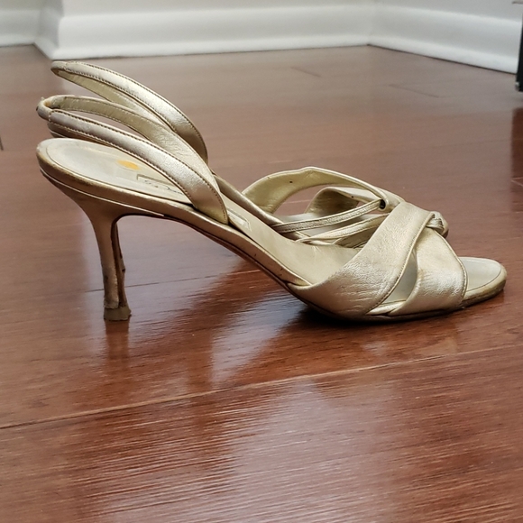 Oscar de la Renta Gold Sandals - Picture 2 of 7